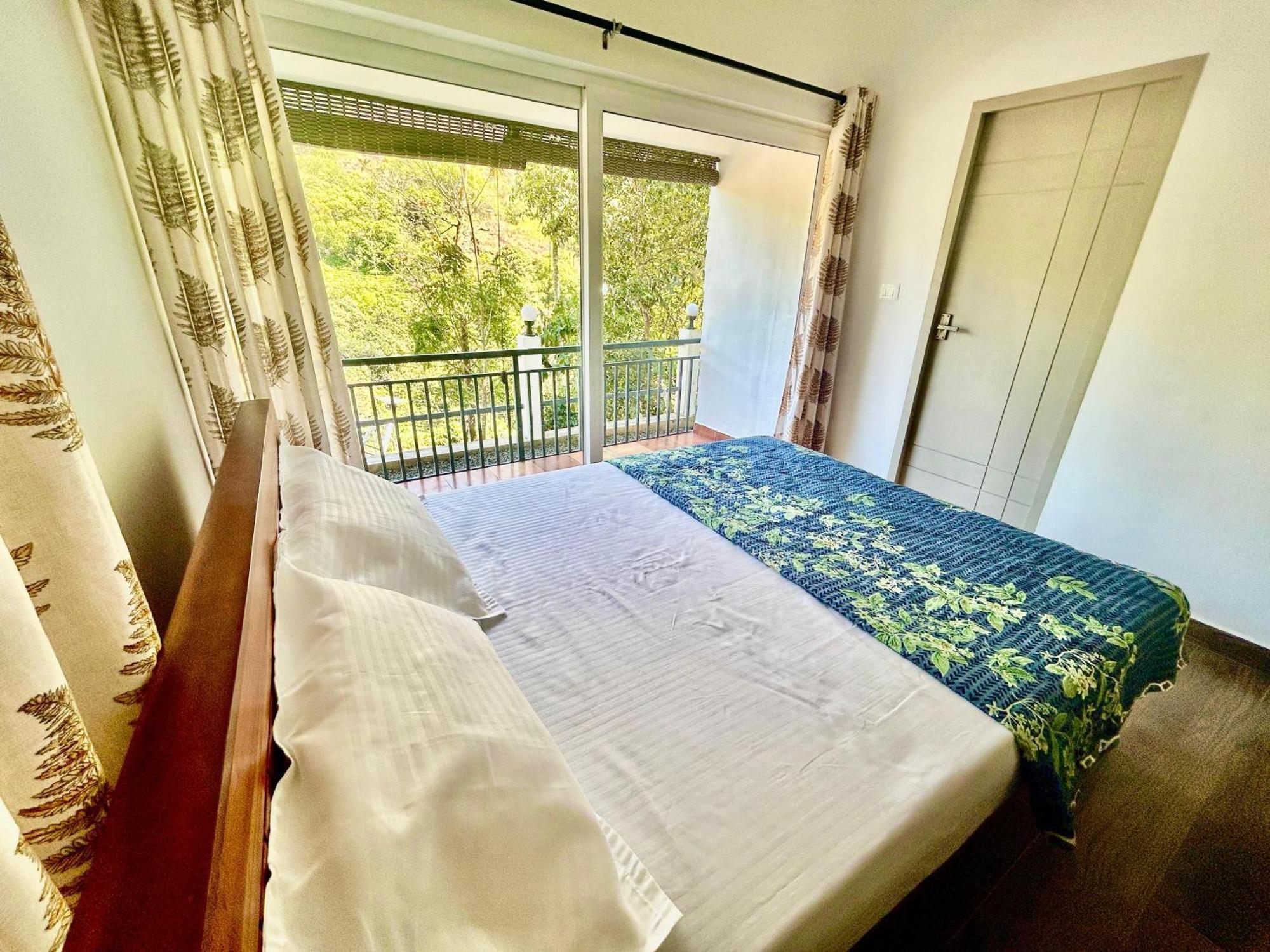 Misty Heights Peermade - Private Mountain Villa Retreat Vandiperiyār エクステリア 写真